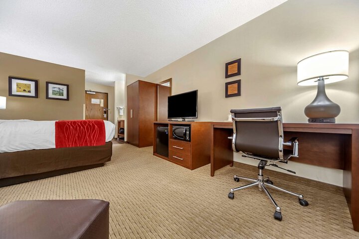 Room 15 of 36
