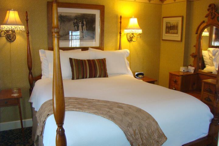Room 21 of 84
