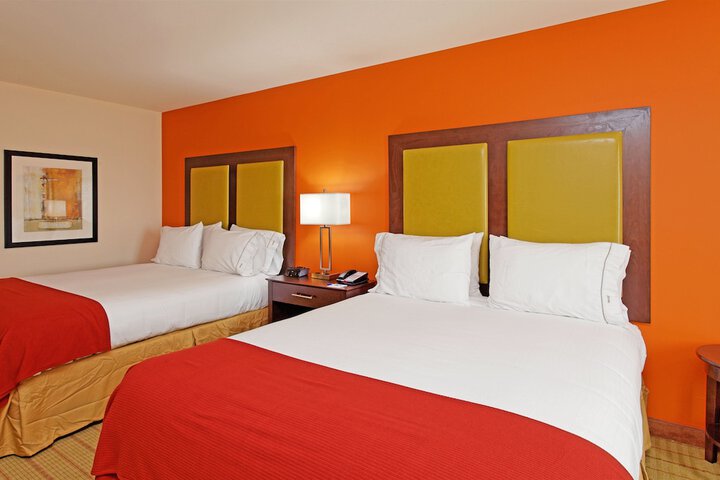 Room 21 of 36