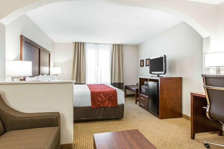 Room 9 of 68