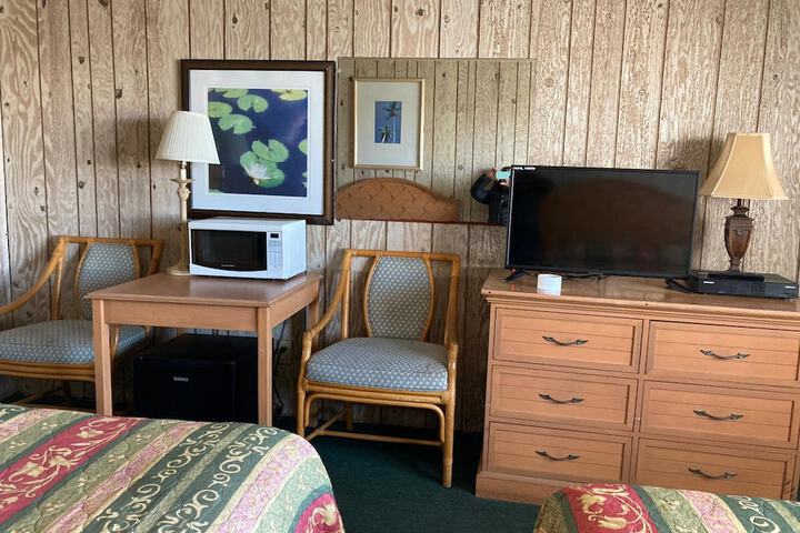 Room 17 of 23
