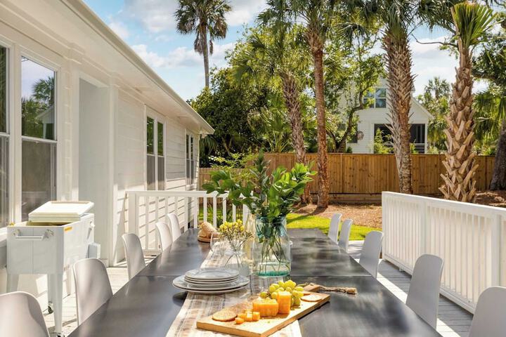 Lumie by Avantstay 5BR Ranch w / Firepit + Patio