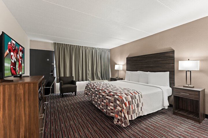 Room 15 of 36