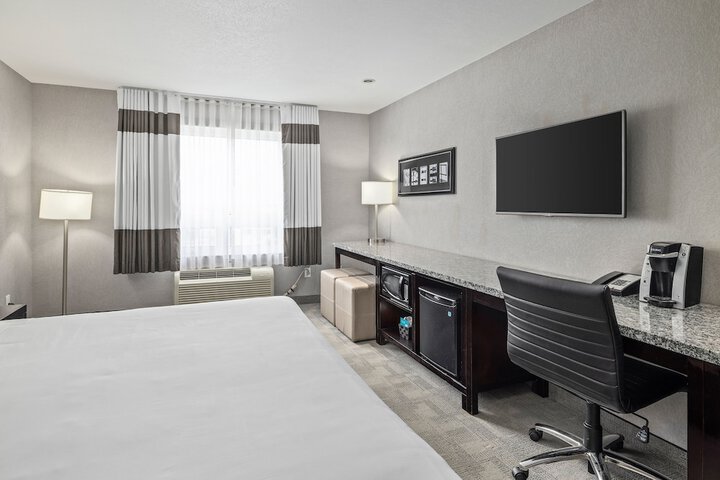 Room 22 of 37