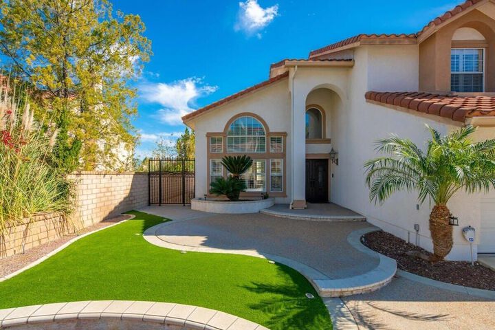 at Marbella Lane - Captivating Home W / pool