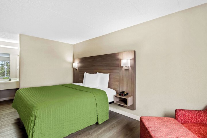 Econo Lodge Willowbrook