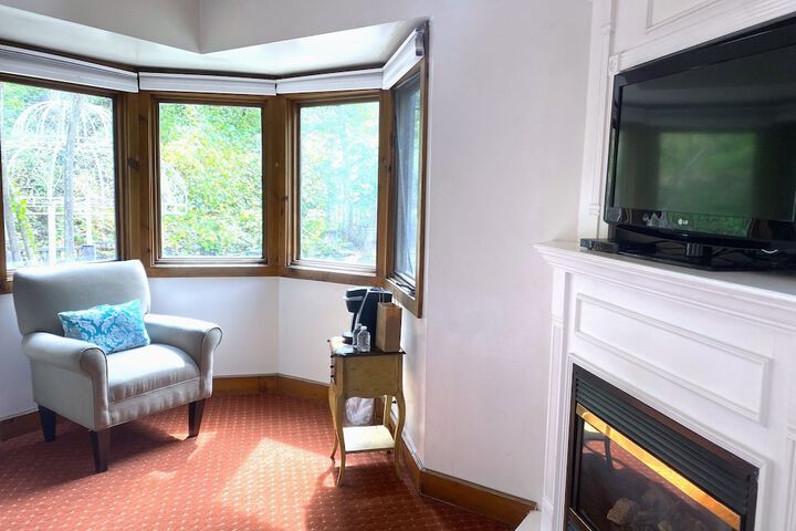 Room 43 of 72