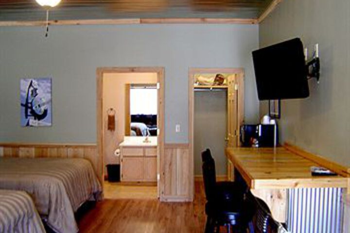 Bluestown Inn