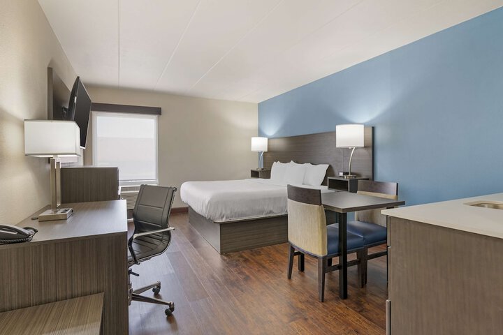 Room 7 of 29