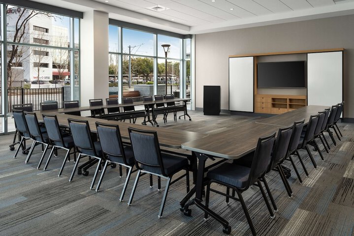 Hyatt House San Jose Airport