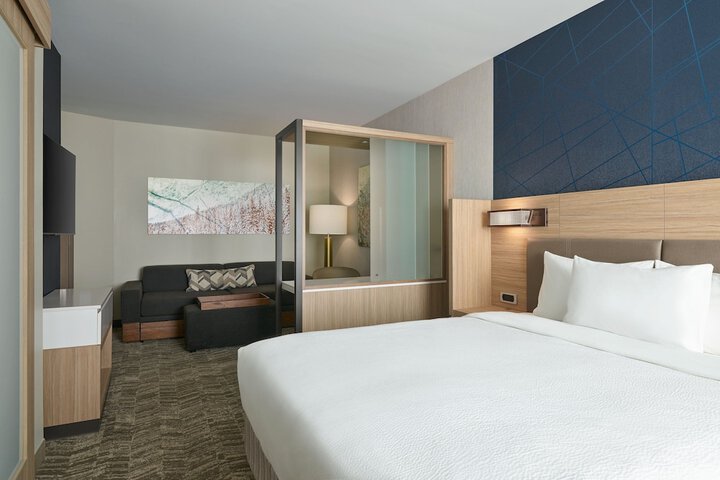 Room 14 of 30