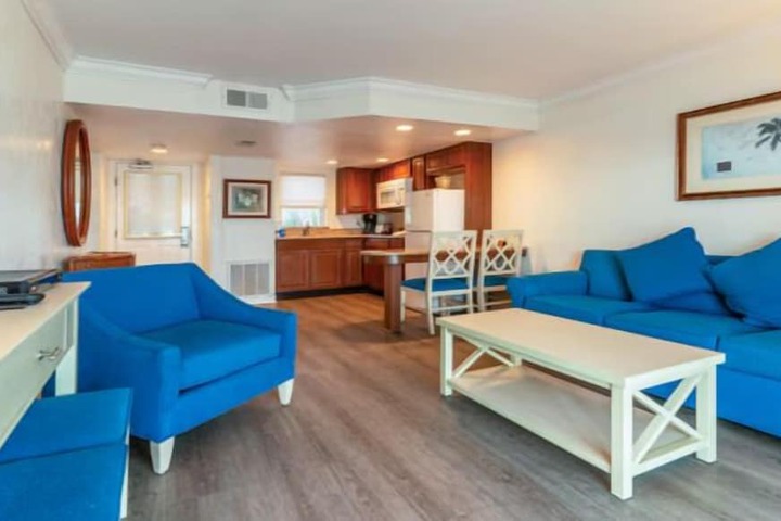 Tween Waters Island Resort & Spa