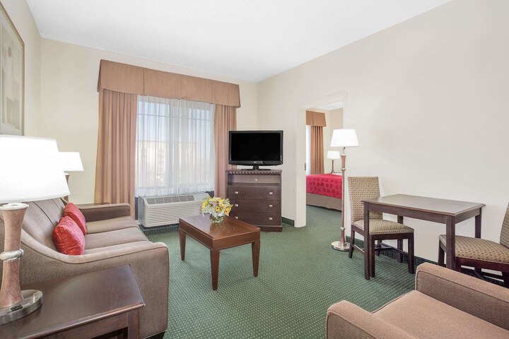 Room 26 of 42