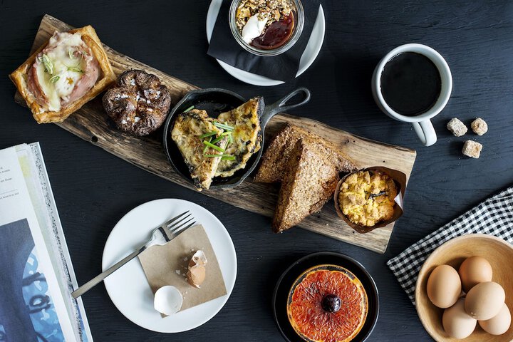 Breakfast/Coffee Service 69 of 103