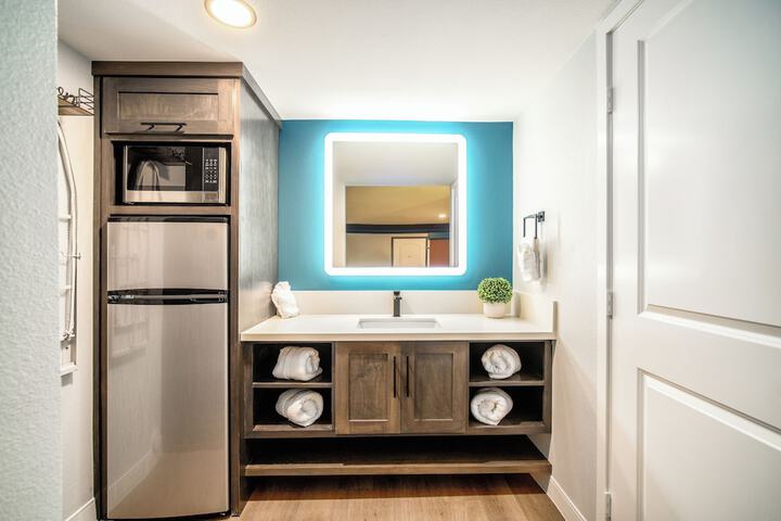 Aspire Inn Studios & Spas