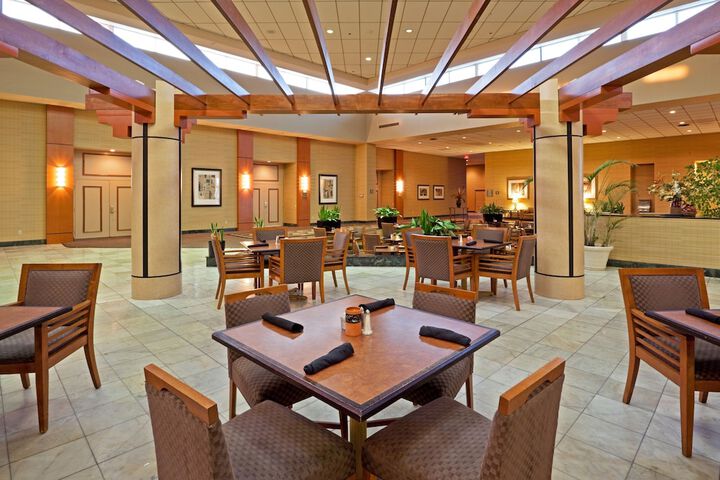 Holiday Inn Philadelphia South - Swedesboro by IHG