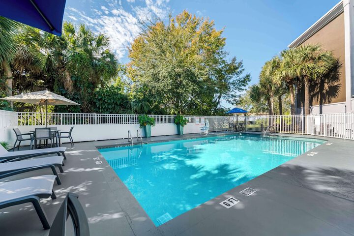 Pool 3 of 25