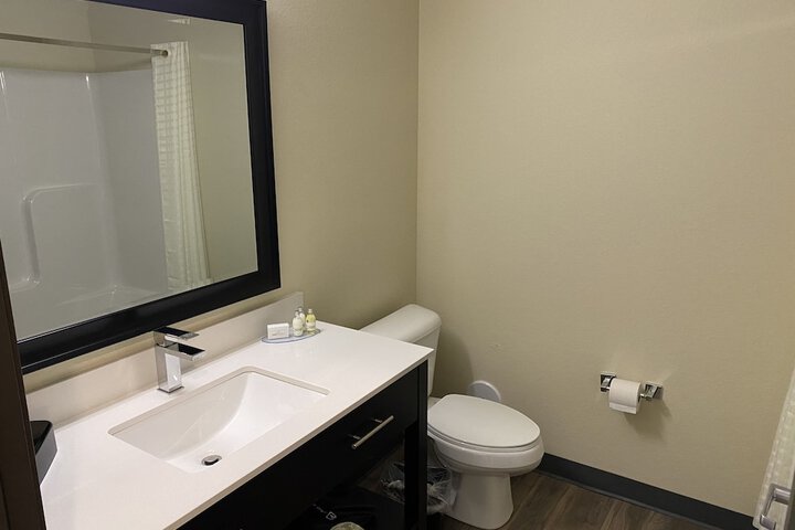 Room 26 of 46
