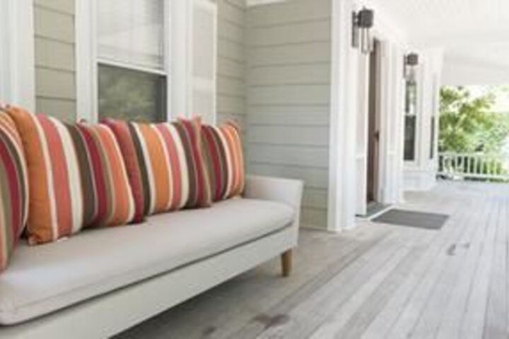 White Fences Inn