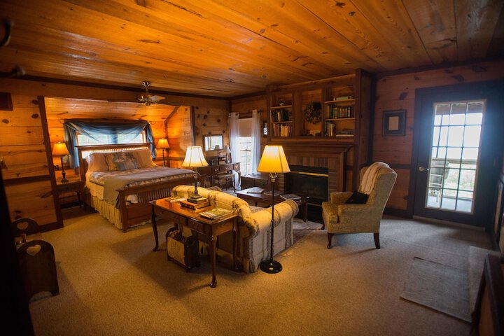 Room 38 of 60