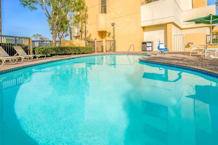 Pool 5 of 30