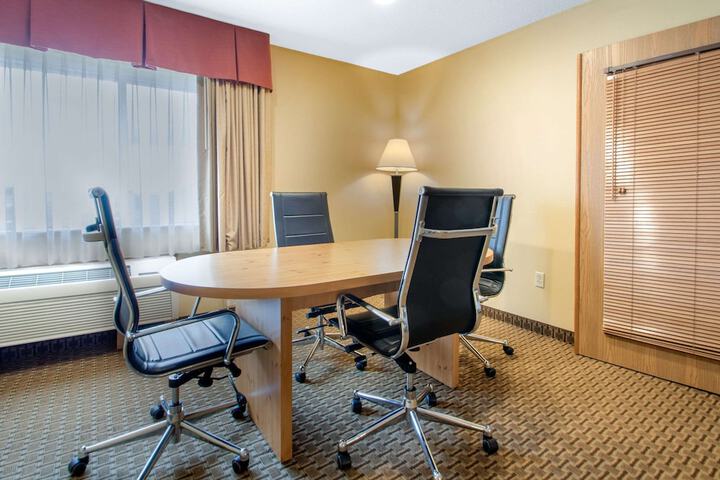 Room 41 of 74