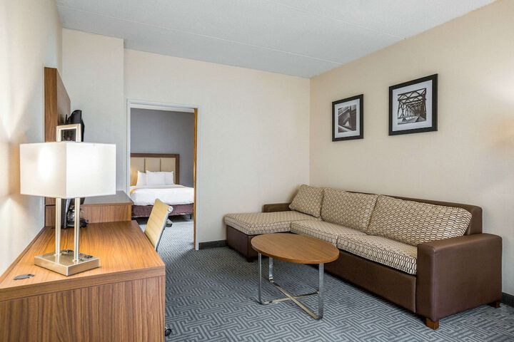 Room 26 of 34