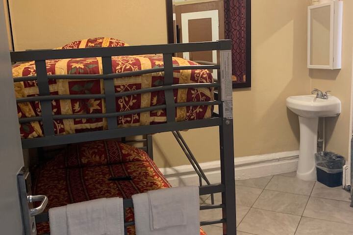 Room 20 of 43