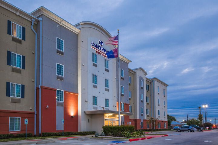 Hotel 12 of 83