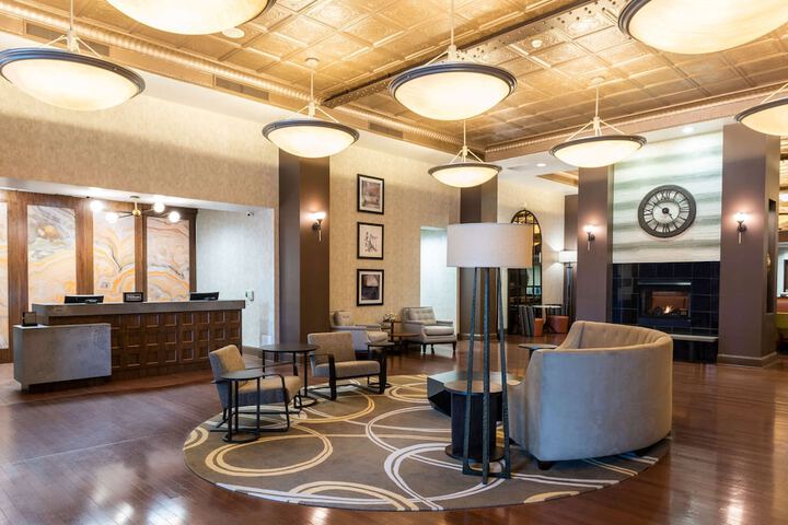 Hotel Interior 10 of 39