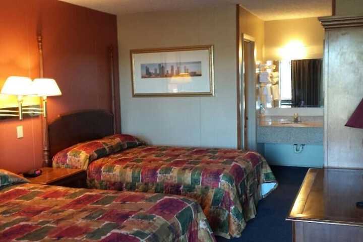 Room 16 of 26