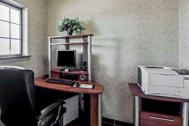 Sleep Inn & Suites Shamrock