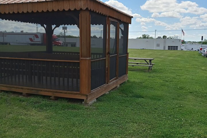 Property Grounds 38 of 38