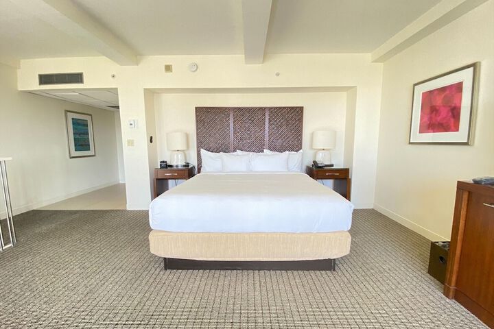 Room 25 of 46