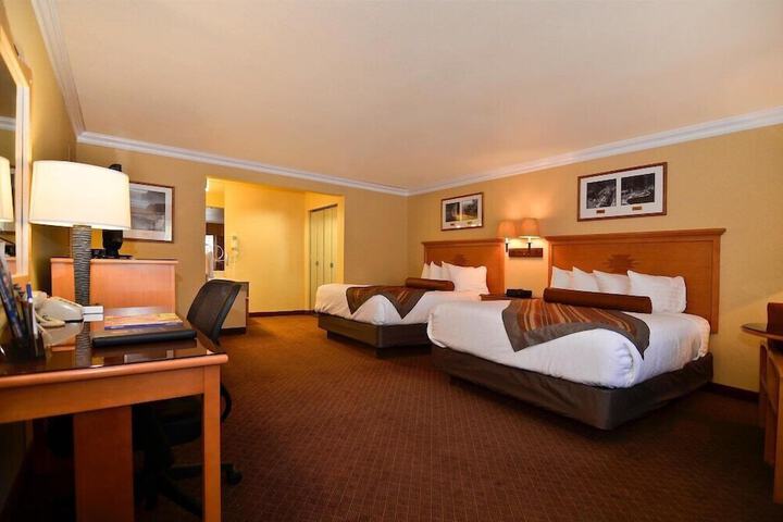 Room 112 of 149