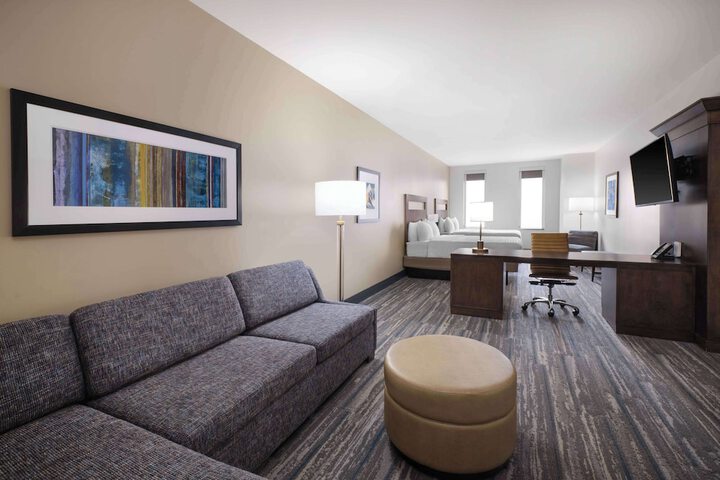 Room 35 of 54