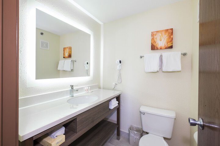 Baymont by Wyndham Chicago / Alsip