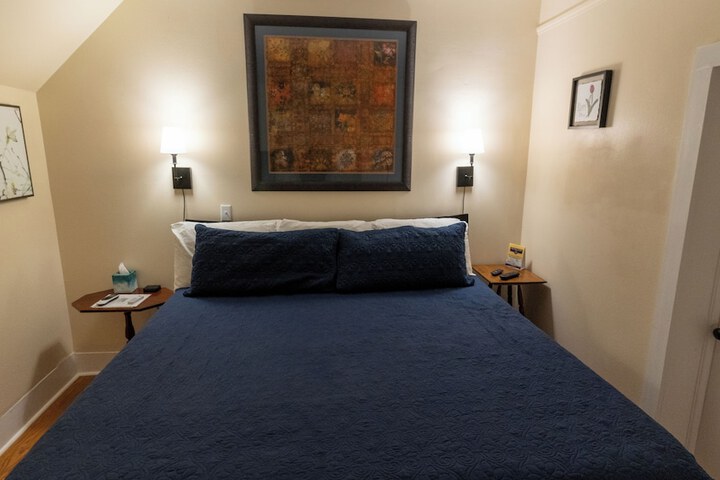 Room 10 of 52