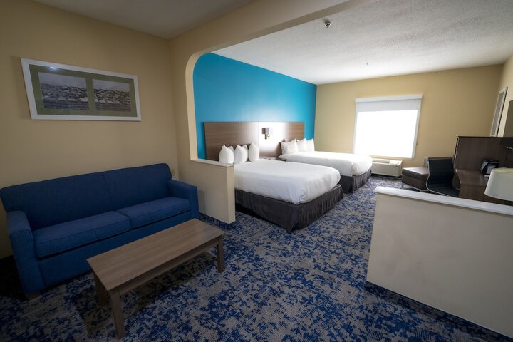 Room 14 of 28