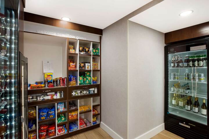 Hampton Inn by Hilton Philadelphia / Willow Grove