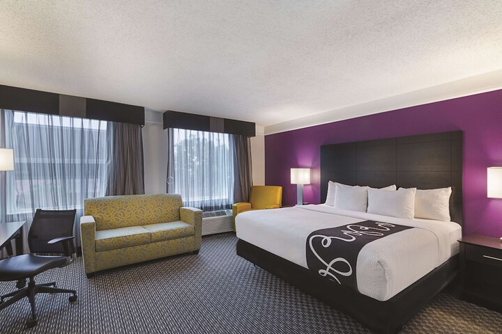 Room 13 of 39
