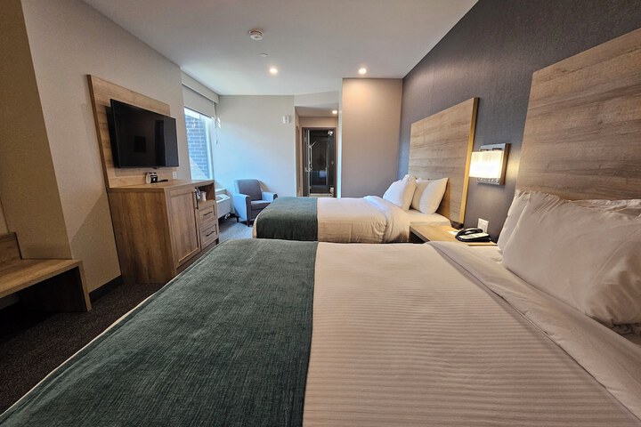 Room 22 of 49