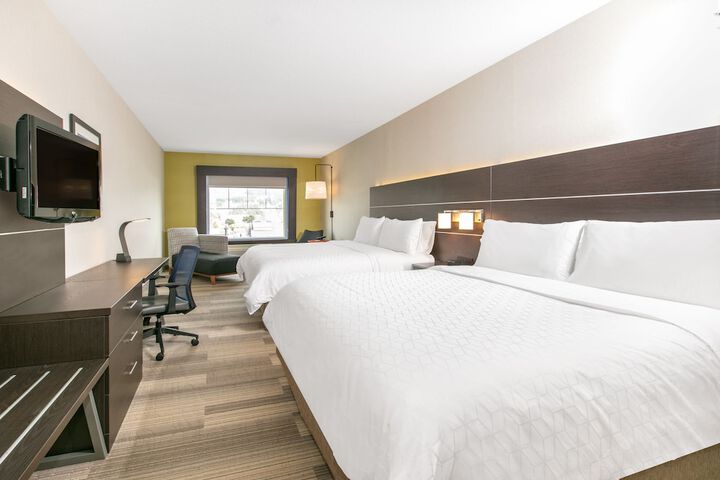 Room 43 of 74