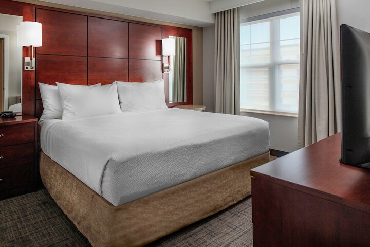 Room 20 of 38