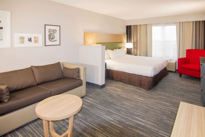 Room 10 of 21
