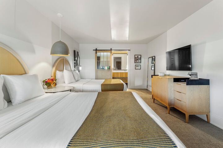 Gulf Hills Hotel & Resort