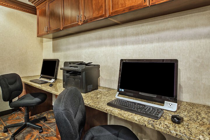 Business Center 24 of 24