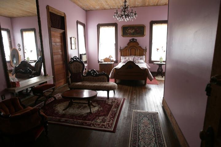 Room 15 of 20