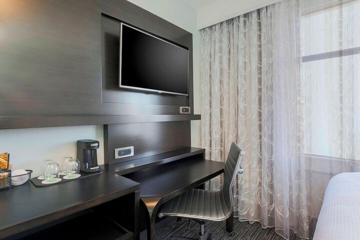 Room 19 of 31