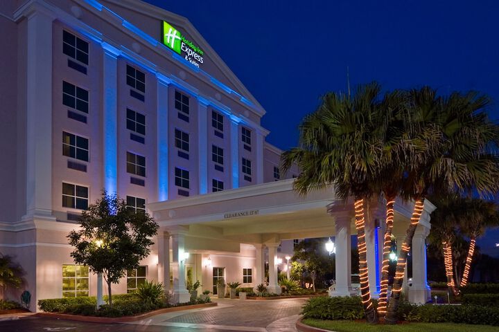 Hotel 3 of 42